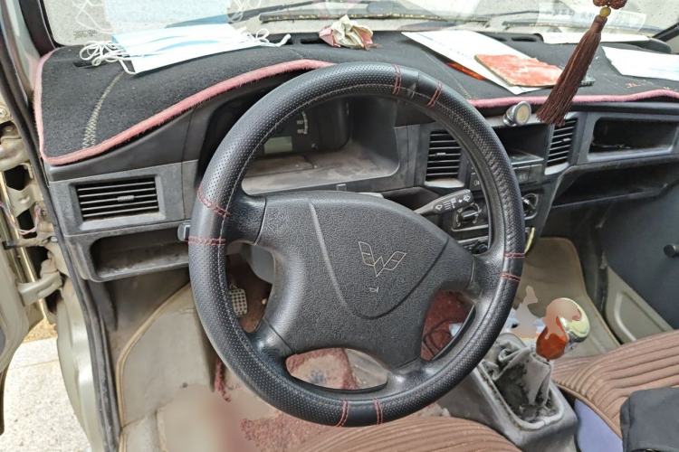 Used Wuling Zhiguang 2013 1.0L Practical Version Steering Wheel