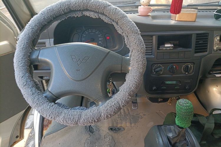 Used Wuling Zhiguang 2013 1.0L Practical Version Steering Wheel
