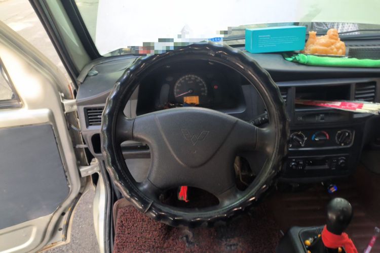 Used Wuling Zhiguang 2013 1.0L Practical Version Steering Wheel