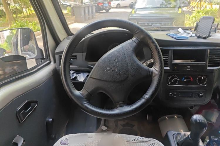 Used Wuling Zhiguang 2013 1.0L Practical Version Steering Wheel
