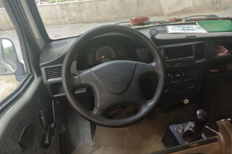 Used Wuling Zhiguang 2013 1.0L Practical Version Steering Wheel