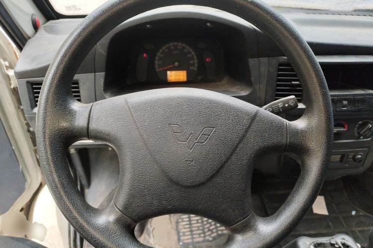 Used Wuling Zhiguang 2013 1.0L Practical Version Steering Wheel