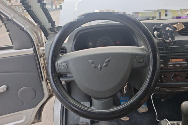 Used Wuling Zhiguang 2013 1.0L Practical Version Steering Wheel