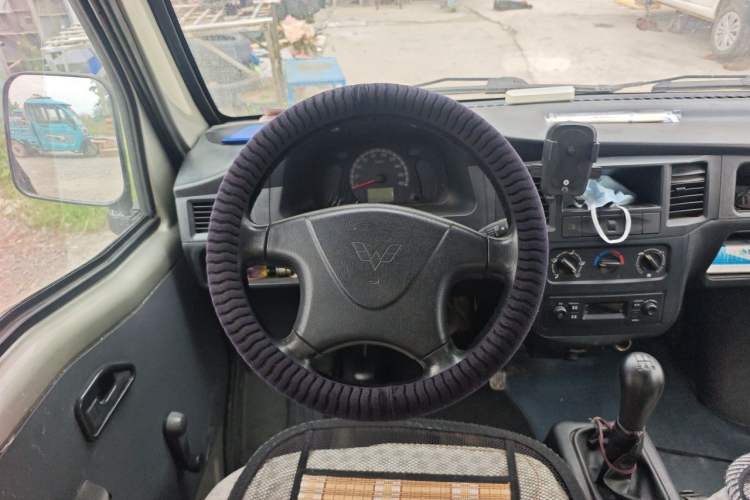 Used Wuling Zhiguang 2013 1.0L Practical Version Steering Wheel