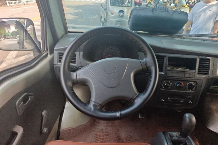 Used Wuling Zhiguang 2013 1.0L Practical Version Steering Wheel