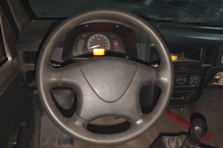 Used Wuling Zhiguang 2013 1.0L Practical Version Steering Wheel