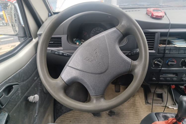 Used Wuling Zhiguang 2013 1.0L Practical Version Steering Wheel