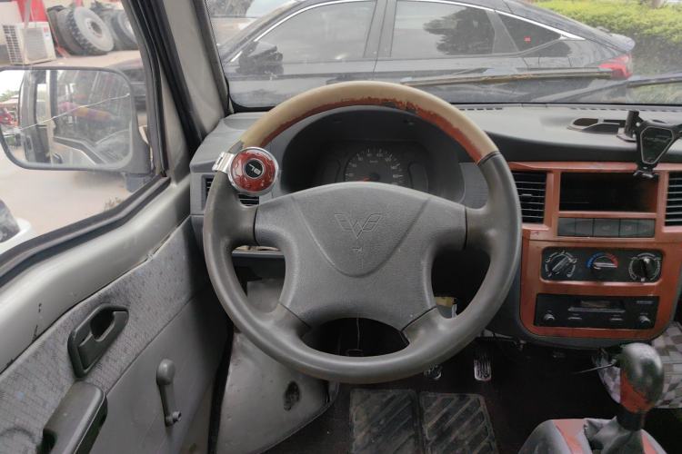 Used Wuling Zhiguang 2013 1.0L Practical Version Steering Wheel