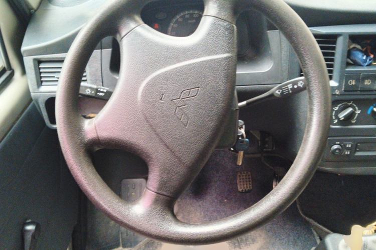 Used Wuling Zhiguang 2013 1.0L Practical Version Steering Wheel