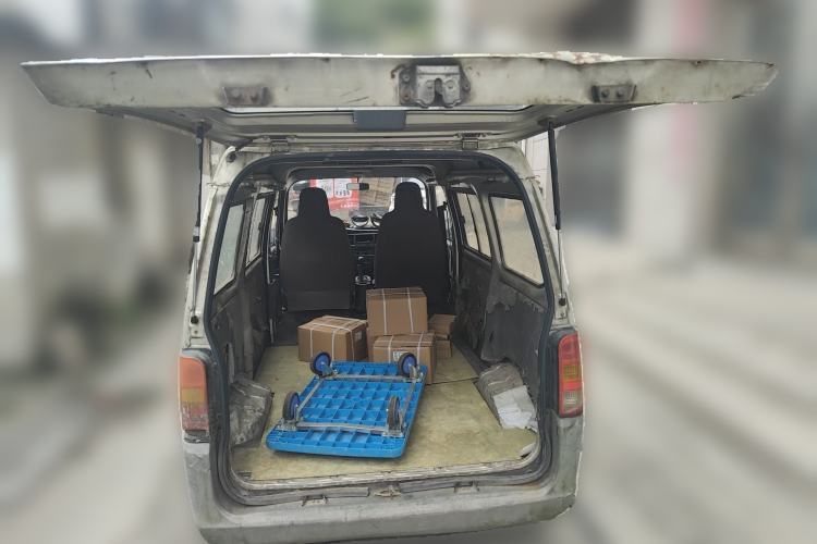 Used Wuling Zhiguang 2013 1.0L Practical Version Trunk