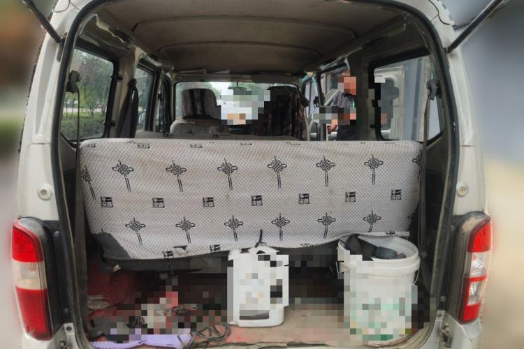 Used Wuling Zhiguang 2013 1.0L Practical Version Trunk