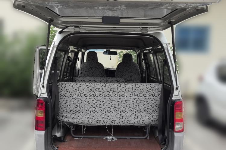 Used Wuling Zhiguang 2013 1.0L Base Version Trunk