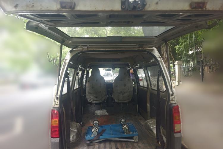Used Wuling Zhiguang 2013 1.0L Practical Version Trunk