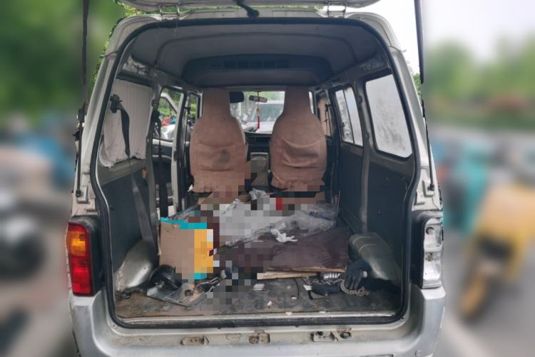 Used Wuling Zhiguang 2013 1.0L Practical Version Trunk