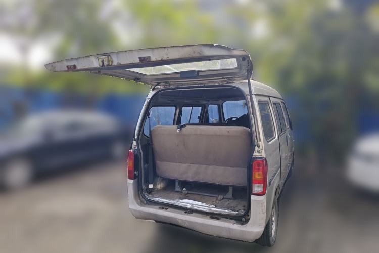 Used Wuling Zhiguang 2013 1.0L Practical Version Trunk