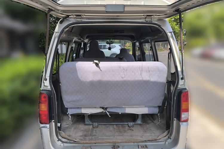 Used Wuling Zhiguang 2013 1.0L Practical Version Trunk