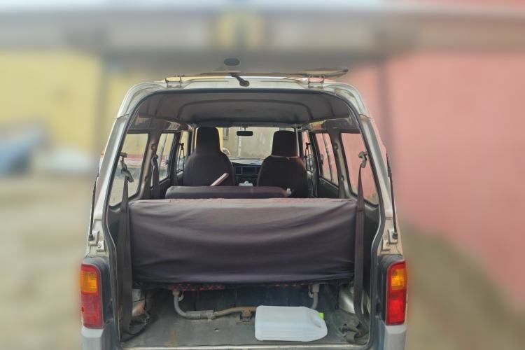 Used Wuling Zhiguang 2013 1.0L Practical Version Trunk