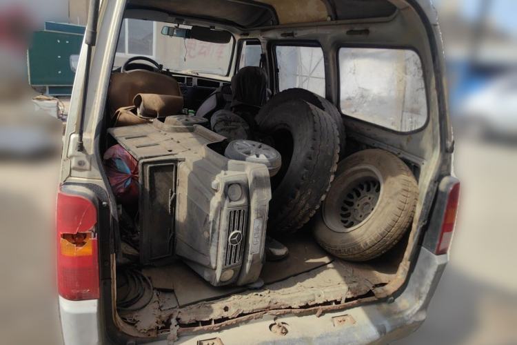 Used Wuling Zhiguang 2013 1.0L Practical Version Trunk