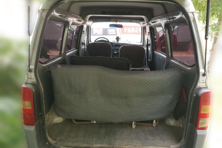 Used Wuling Zhiguang 2013 1.0L Practical Version Trunk