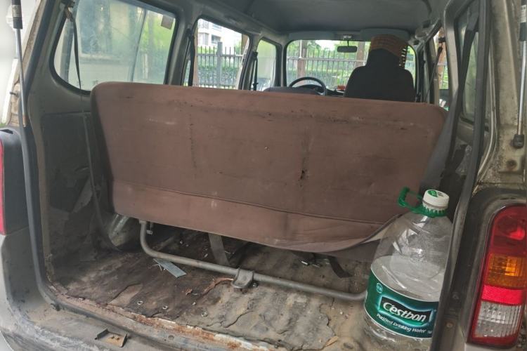 Used Wuling Zhiguang 2013 1.0L Practical Version Trunk