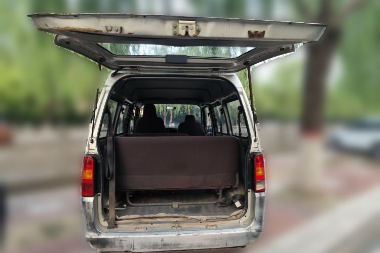 Used Wuling Zhiguang 2013 1.0L Practical Version Trunk