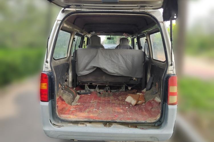 Used Wuling Zhiguang 2013 1.0L Practical Version Trunk