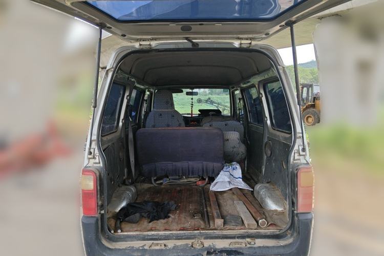 Used Wuling Zhiguang 2013 1.0L Practical Version Trunk