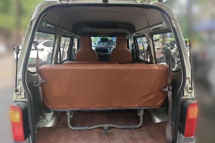 Used Wuling Zhiguang 2013 1.0L Practical Version Trunk