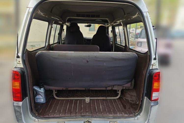 Used Wuling Zhiguang 2013 1.0L Practical Version Trunk