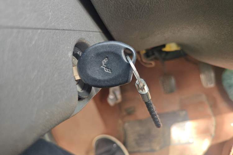 Used Wuling Zhiguang 2013 1.0L Practical Version Vehicle Key