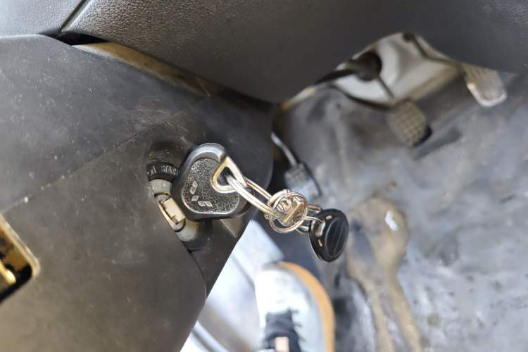 Used Wuling Zhiguang 2013 1.0L Practical Version Vehicle Key