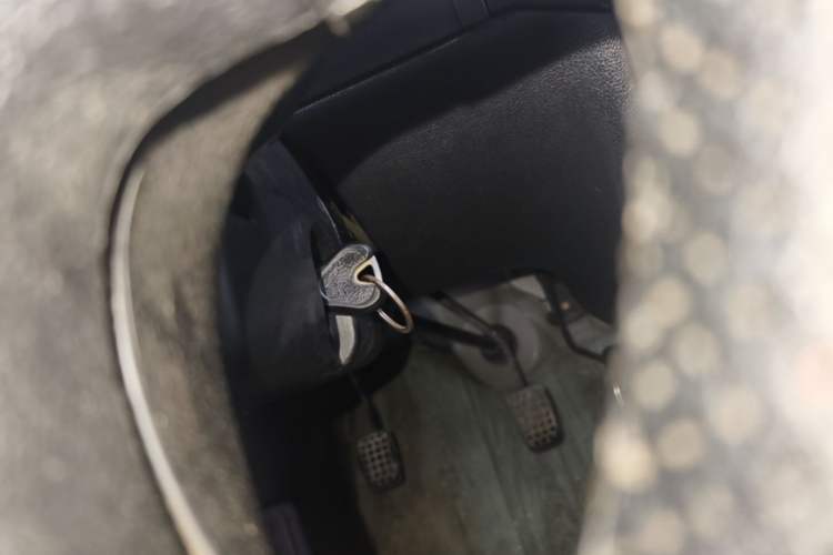 Used Wuling Zhiguang 2013 1.0L Practical Version Vehicle Key