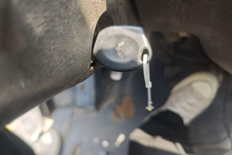 Used Wuling Zhiguang 2013 1.0L Practical Version Vehicle Key