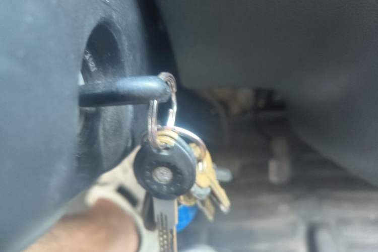 Used Wuling Zhiguang 2013 1.0L Practical Version Vehicle Key