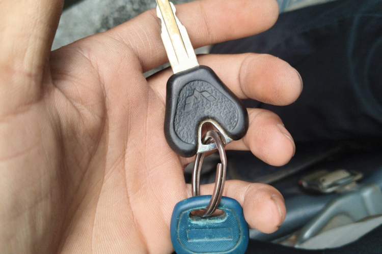 Used Wuling Zhiguang 2013 1.0L Practical Version Vehicle Key