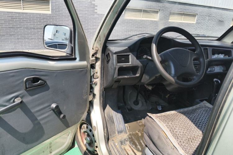 Used Wuling Zhiguang 2013 1.0L Base Version Driver Seat