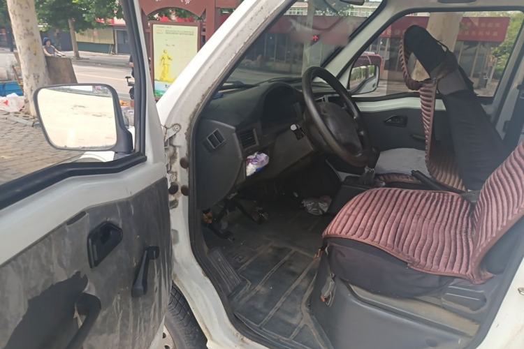 Used Wuling Zhiguang 2013 1.0L Practical Version Driver Seat
