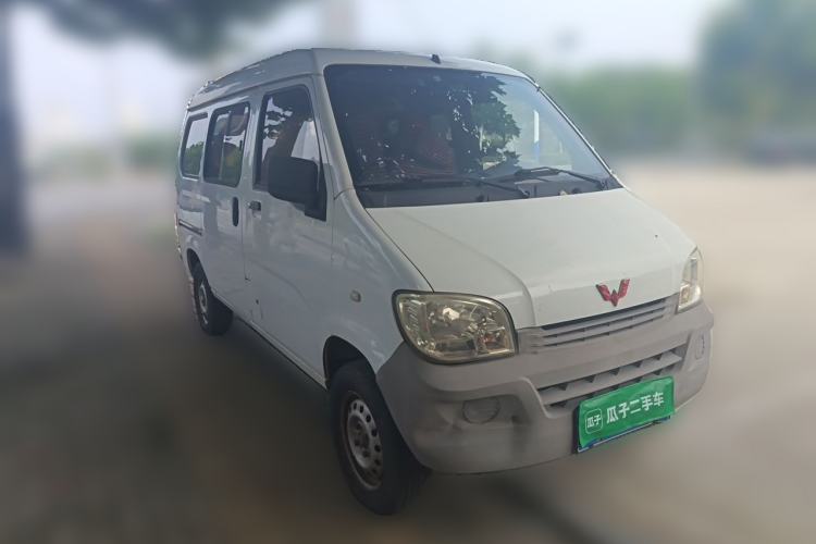 Used Wuling Zhiguang 2013 1.0L Practical Version Front Right 45 Deg
