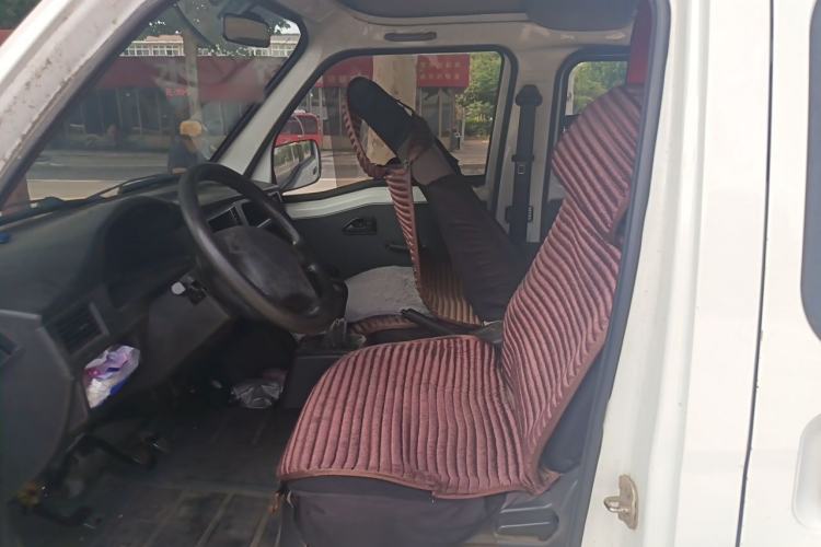 Used Wuling Zhiguang 2013 1.0L Practical Version Left Front Seat
