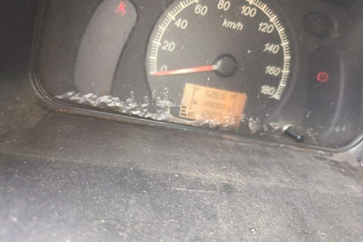 Used Wuling Zhiguang 2013 1.0L Practical Version Odometer Close Up