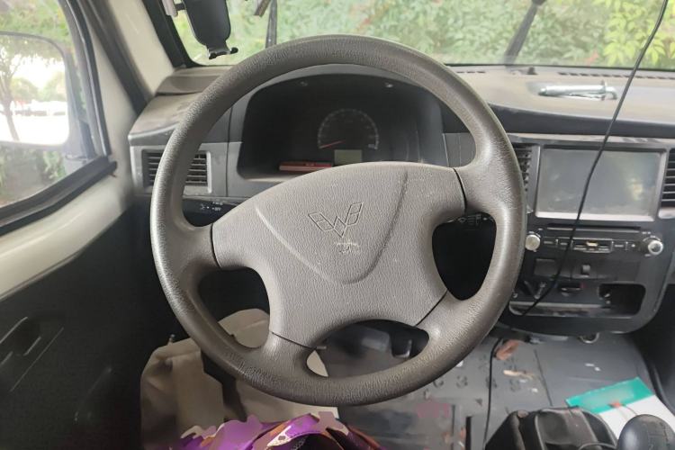 Used Wuling Zhiguang 2013 1.0L Practical Version Steering Wheel