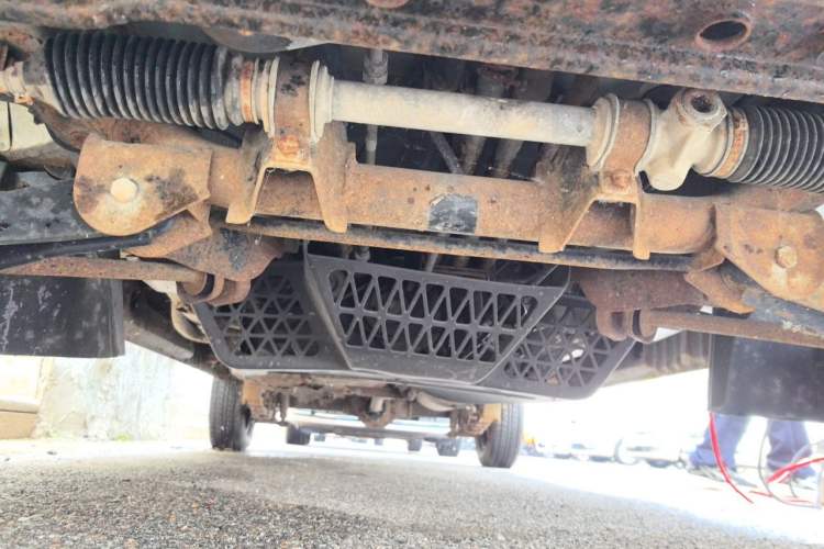 Used Wuling Zhiguang 2013 1.0L Base Version Chassis Front
