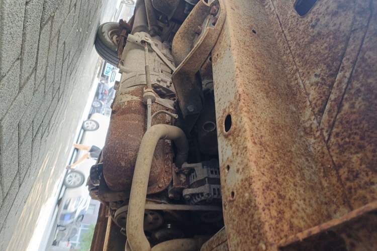 Used Wuling Zhiguang 2013 1.0L Practical Version Chassis Front Right