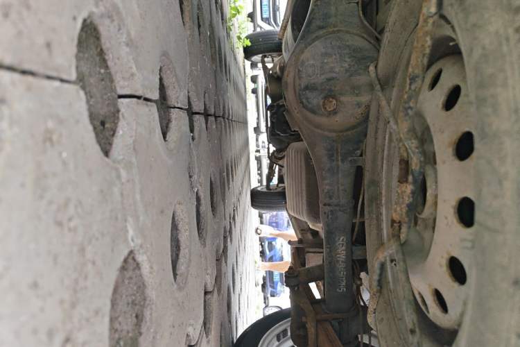 Used Wuling Zhiguang 2013 1.0L Practical Version Chassis Rear