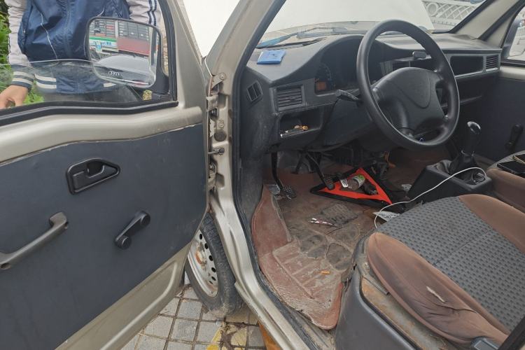 Used Wuling Zhiguang 2013 1.0L Practical Version Driver Seat