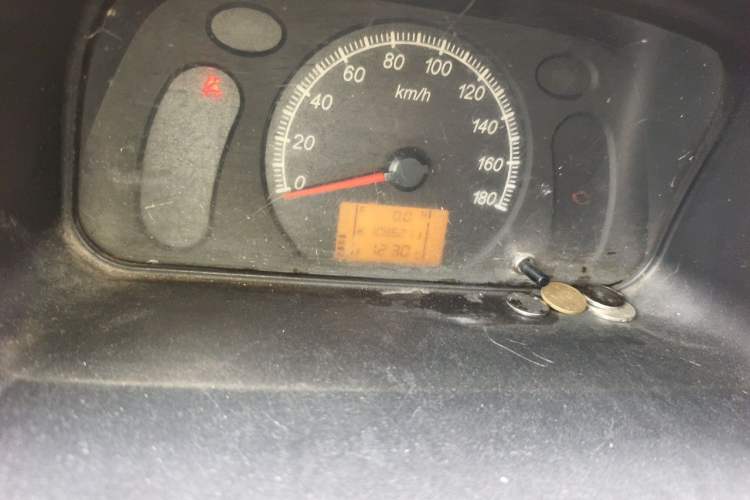 Used Wuling Zhiguang 2013 1.0L Practical Version Instrument Cluster
