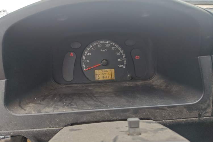 Used Wuling Zhiguang 2013 1.0L Practical Version Instrument Cluster