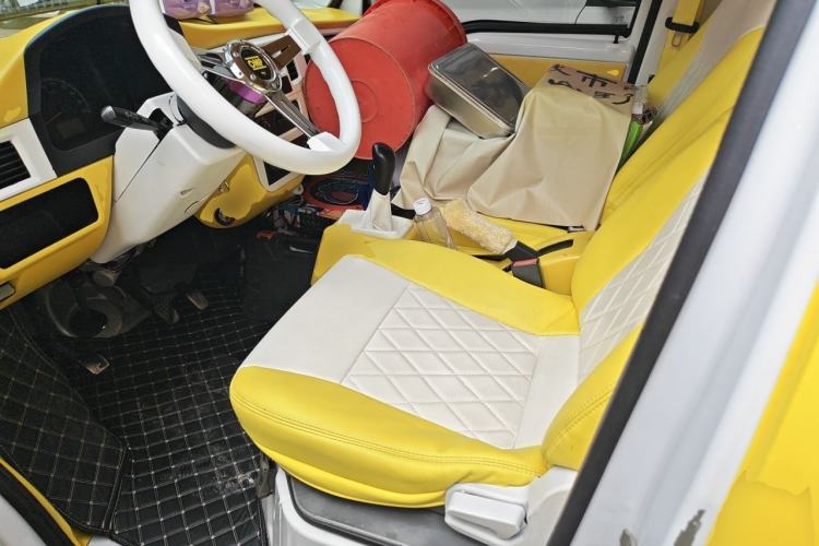 Used Wuling Zhiguang 2013 1.0L Practical Version Left Front Seat
