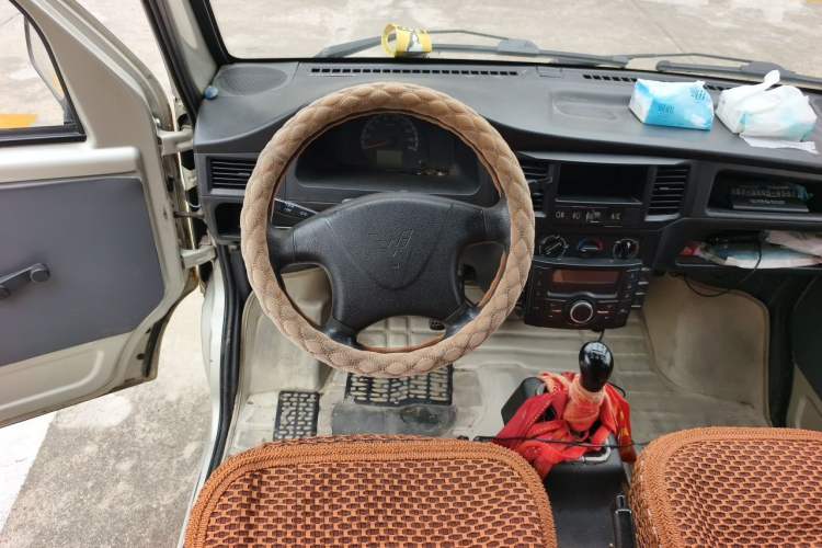 Used Wuling Zhiguang 2013 1.0L Practical Version Steering Wheel