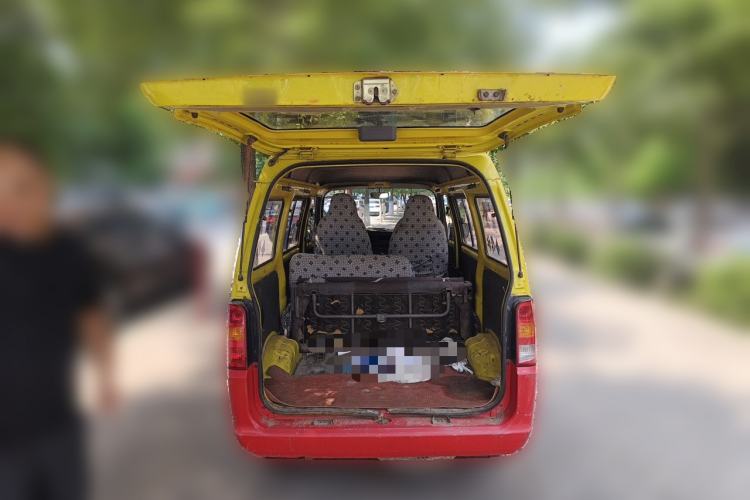 Used Wuling Zhiguang 2013 1.0L Practical Version Trunk